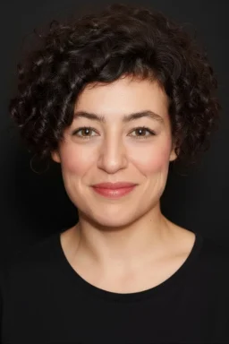 Nergis Öztürk
